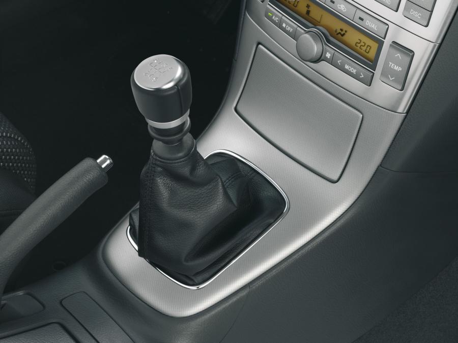  Toyota Avensis Sedan 2006 года  (фото 56 из 113)